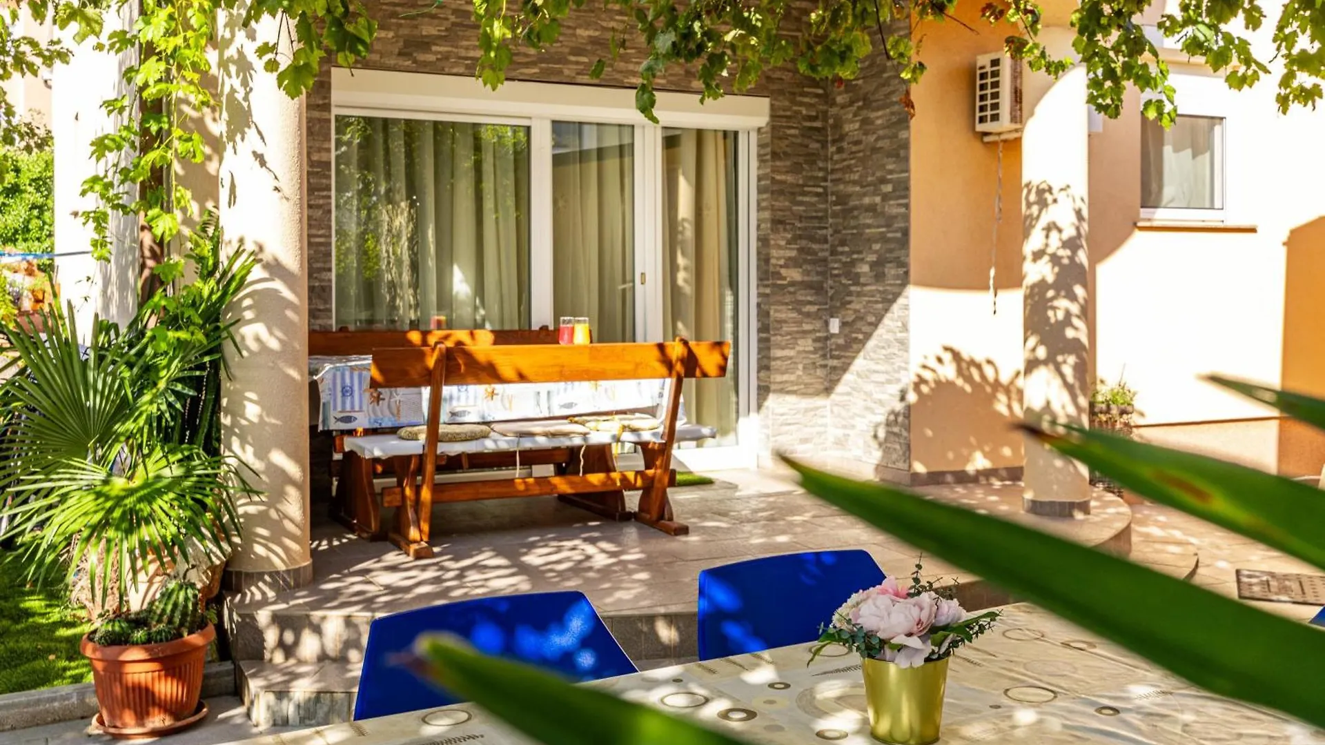 Apartments Mijic Medulin