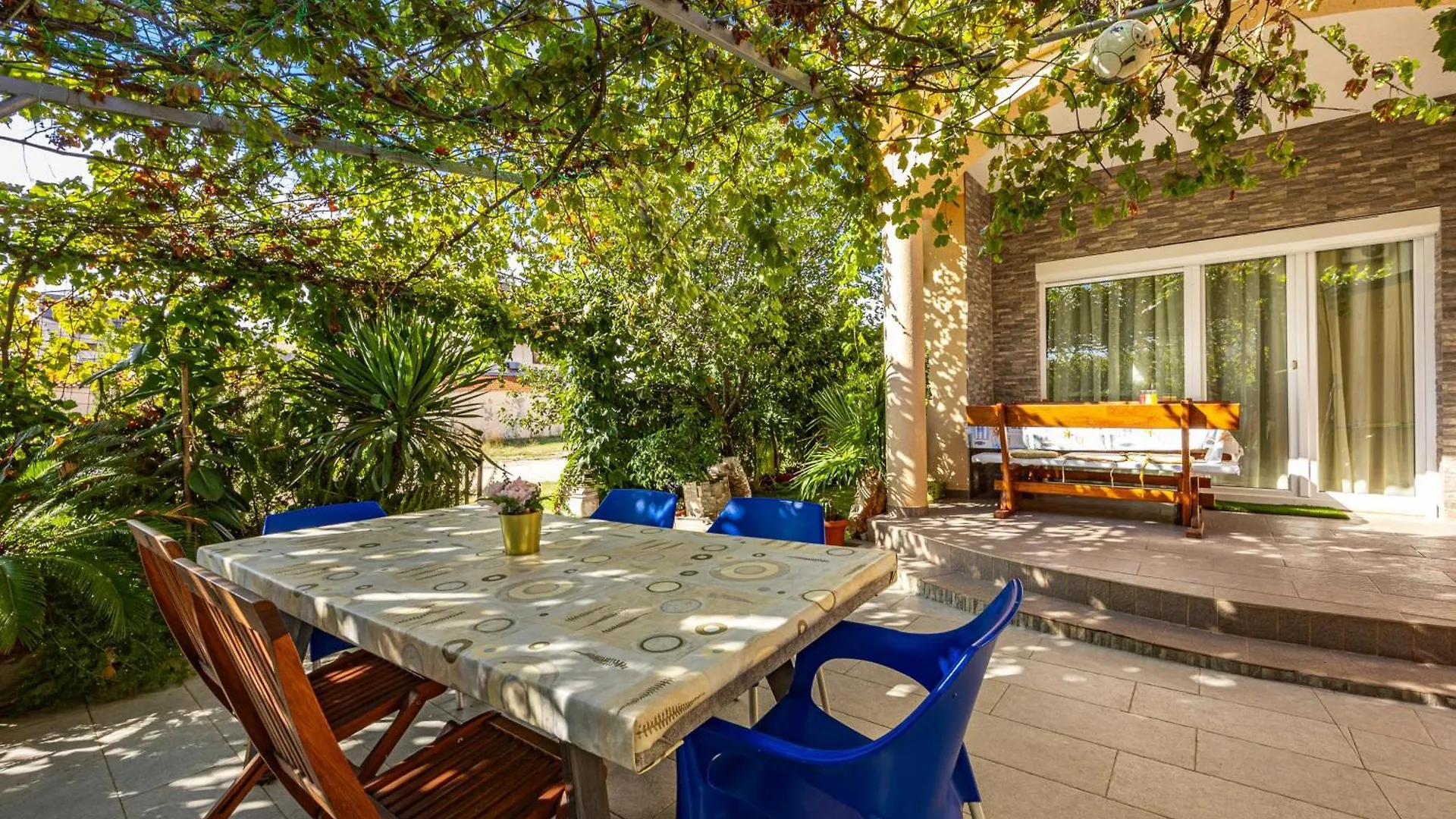 Apartments Mijic Medulin